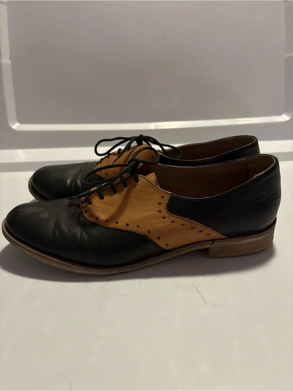 Steven By Steve Madden Black and Tan Two-Tone Wingtip Oxfords